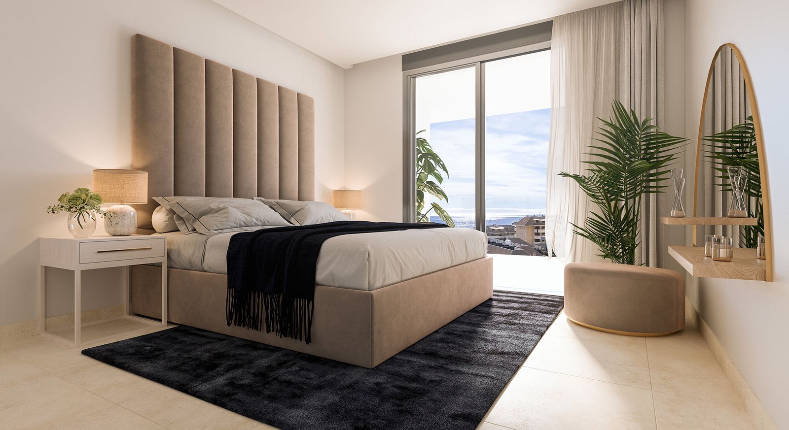 Moderne slaapkamer met zeezicht en balkon in Higuerón Bay Residences.